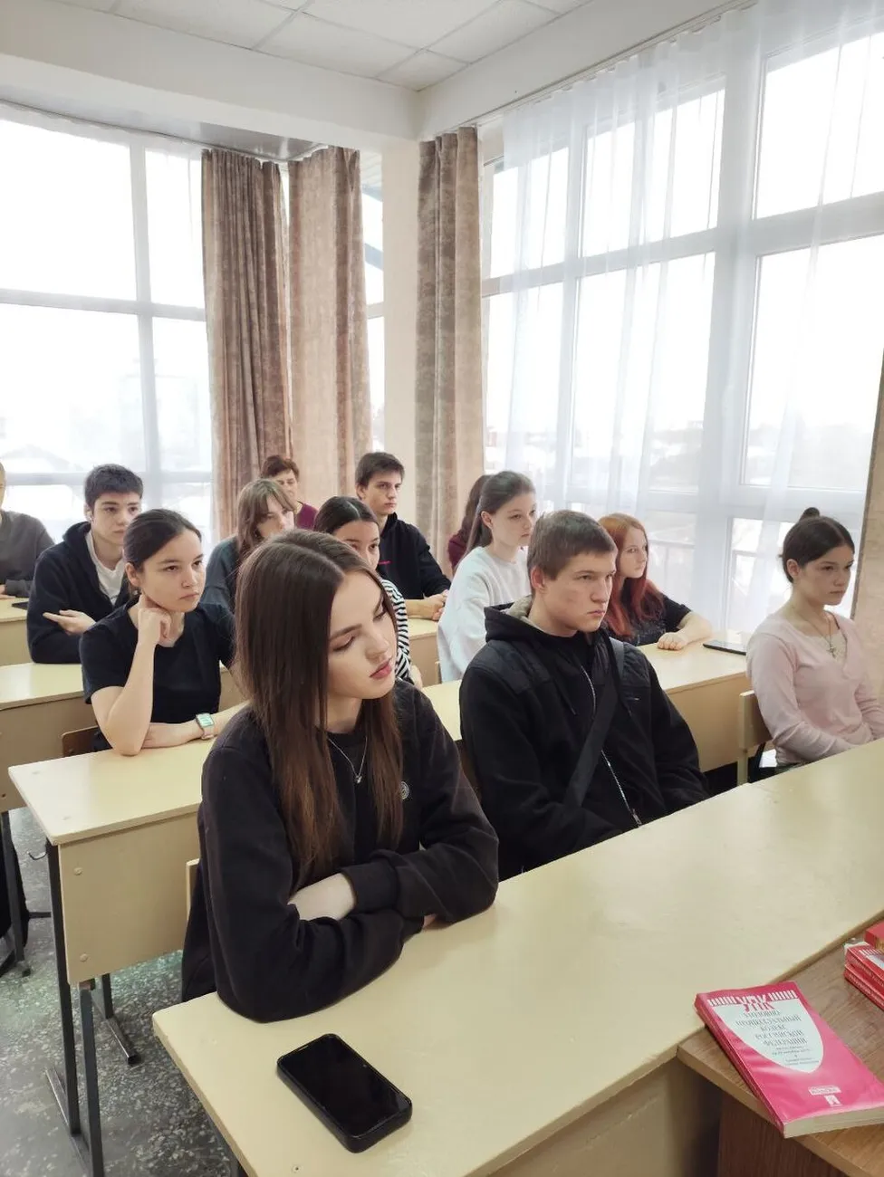 photo_5195299678445046951_y